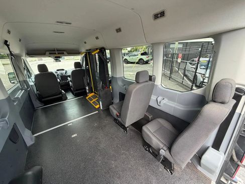 Used 2015 Ford Transit 350 XL RWD image 28