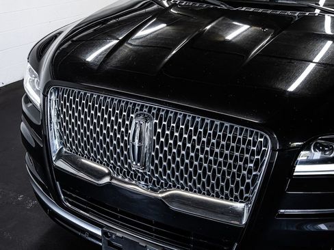 Used 2024 Lincoln Navigator L 4WD image 10