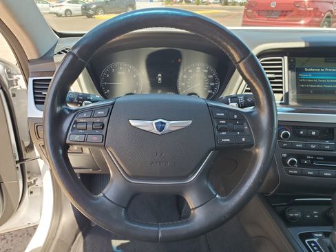 Used 2015 Hyundai Genesis 3.8 w/ Option Group 04 image 21