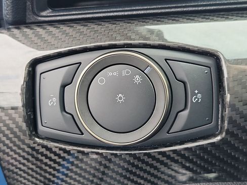 Used 2020 Ford Mustang Shelby GT500 w/ Technology Package RWD image 16