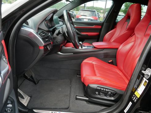 Used 2017 BMW X6 M AWD/4WD image 12