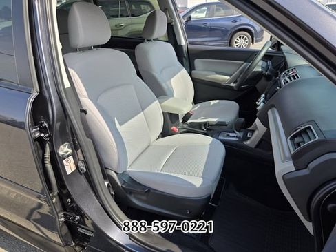 Used 2018 Subaru Forester 2.5i Premium AWD/4WD image 20