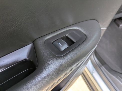 Used 2024 Cadillac XT6 Premium Luxury image 28