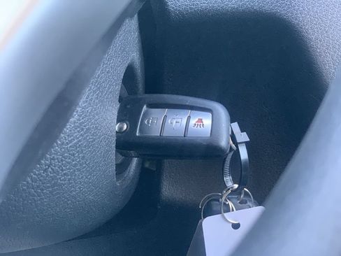 Used 2016 Nissan Rogue S w/ S Family Package FWD image 15