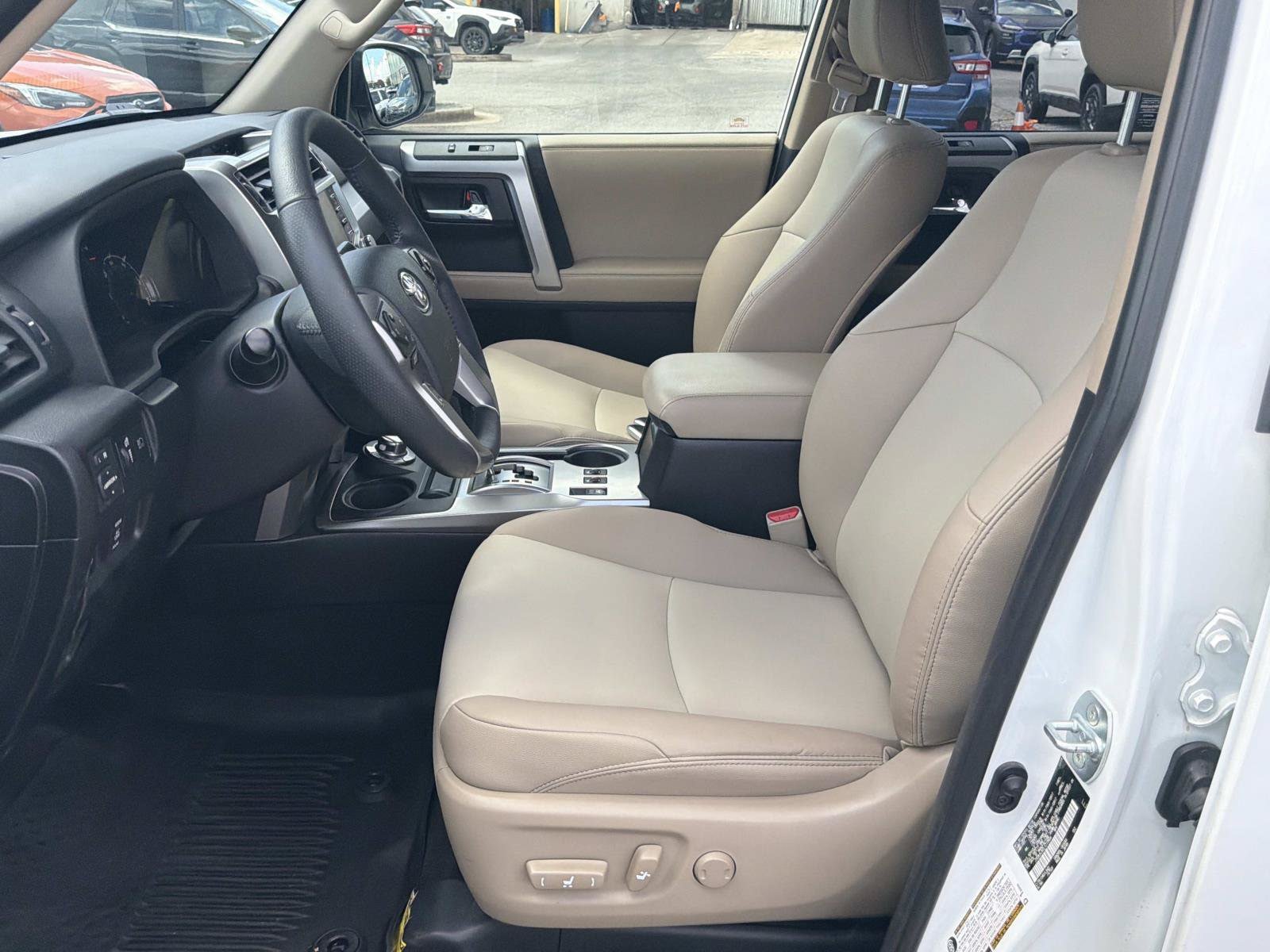 Used 2020 Toyota 4Runner SR5 Premium AWD/4WD image 2