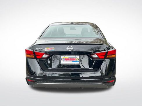 New 2026 Nissan Altima 2.5 SV FWD image 4