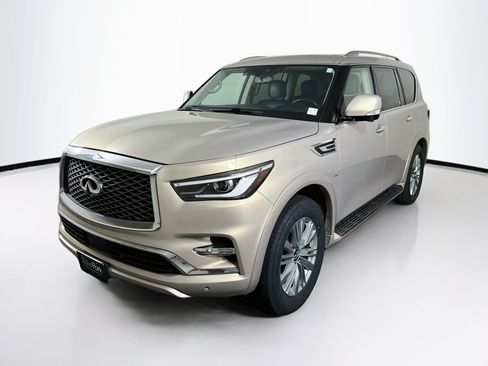 Used 2019 INFINITI QX80 Luxe RWD image 3