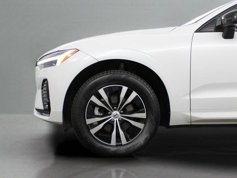 Certified 2025 Volvo XC60 B5 Core image 77