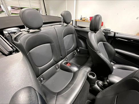 Used 2021 MINI Cooper John Cooper Works w/ 6.5" Touchscreen Package FWD image 32