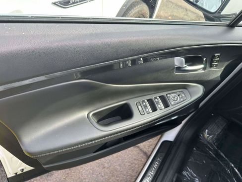 Used 2023 Hyundai Santa Fe Limited image 15
