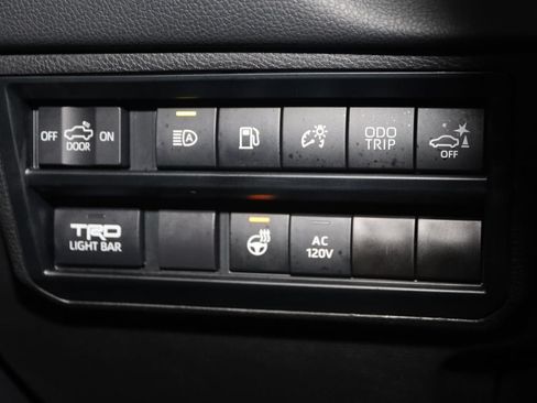 Used 2022 Toyota Tundra TRD Pro AWD/4WD image 9