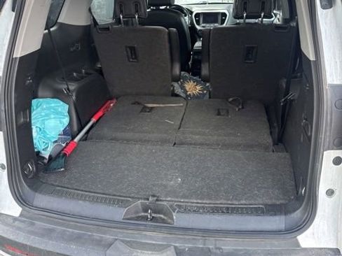 Used 2018 GMC Acadia SLT image 14