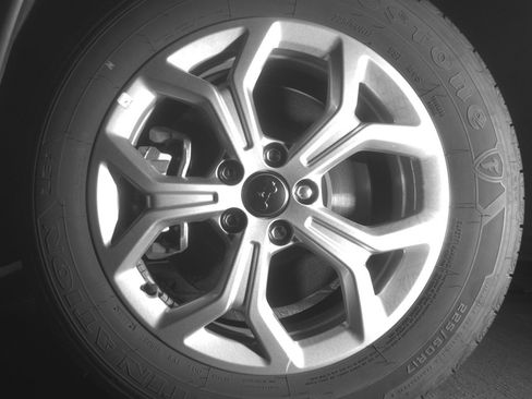 Used 2025 Jeep Compass Latitude AWD/4WD image 12