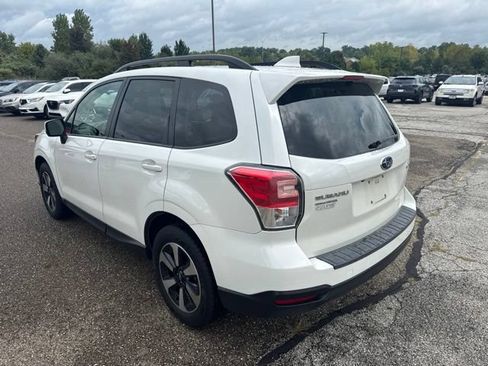 Used 2017 Subaru Forester 2.5i Premium w/ All-Weather Package AWD/4WD image 4