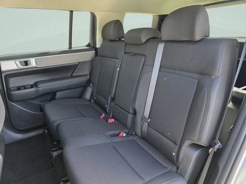 New 2026 Hyundai Santa Fe SE image 17