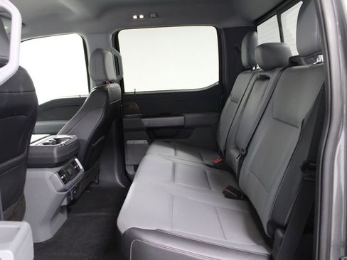 Used 2023 Ford F150 Lariat image 19