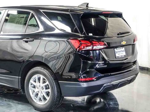 Certified 2024 Chevrolet Equinox LT AWD/4WD image 10