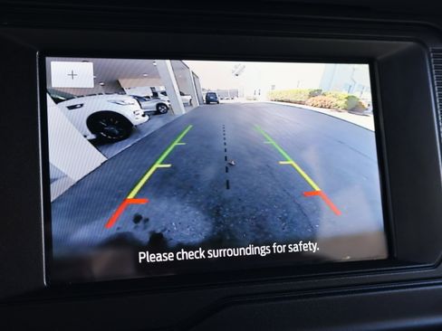 Used 2022 Ford Bronco Black Diamond image 4