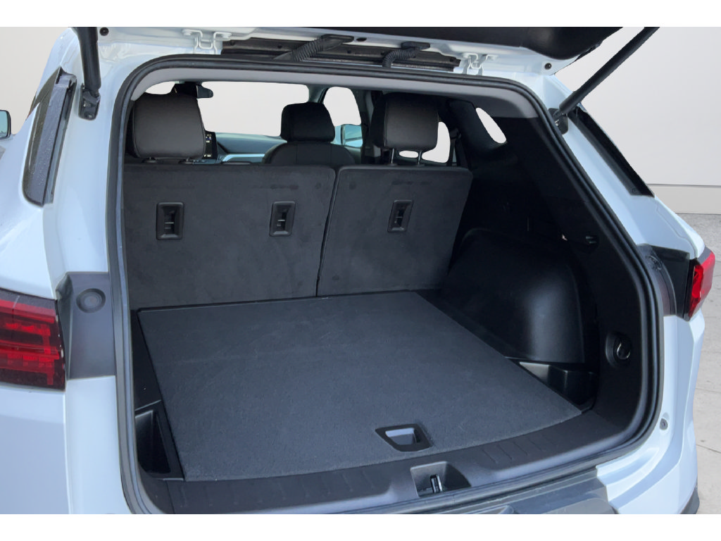 Used 2024 Chevrolet Blazer LT w/ LPO, Floor Liner Package FWD image 18