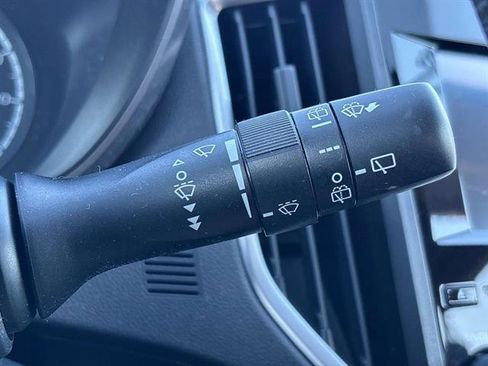 Used 2019 Subaru Crosstrek 2.0i Premium image 20