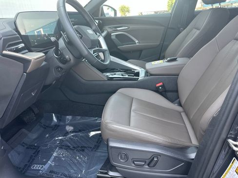 Used 2025 Audi Q5 Premium AWD/4WD image 14
