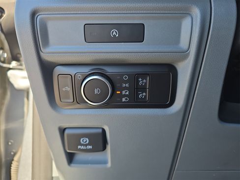Certified 2025 Ford F150 XLT w/ Equipment Group 301A Standard image 19