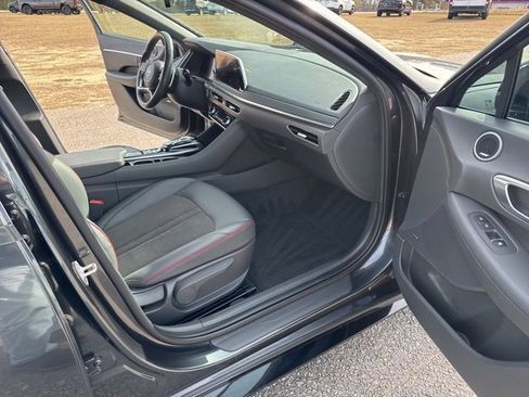 Used 2023 Hyundai Sonata SEL Plus image 10