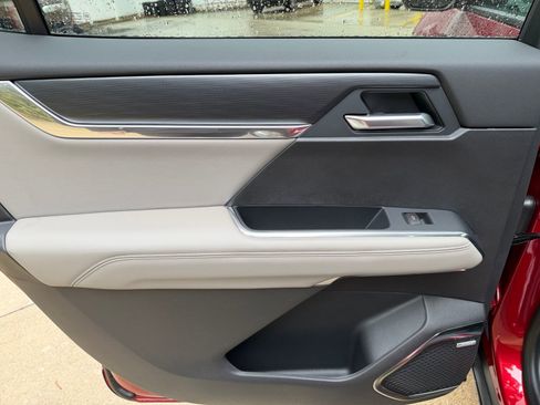 New 2026 GMC Acadia Elevation w/ Elevation Premium Package image 25