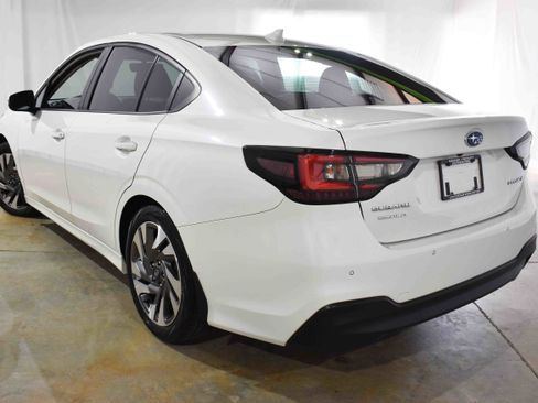 Used 2024 Subaru Legacy Limited image 7