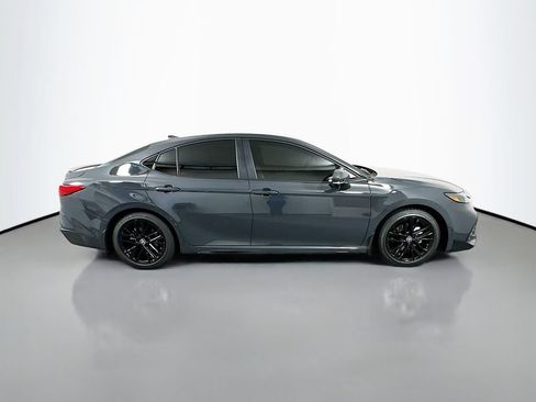 Used 2026 Toyota Camry SE w/ Convenience Package FWD image 4
