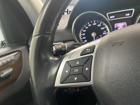 Used 2015 Mercedes-Benz GL 450 4MATIC image 23