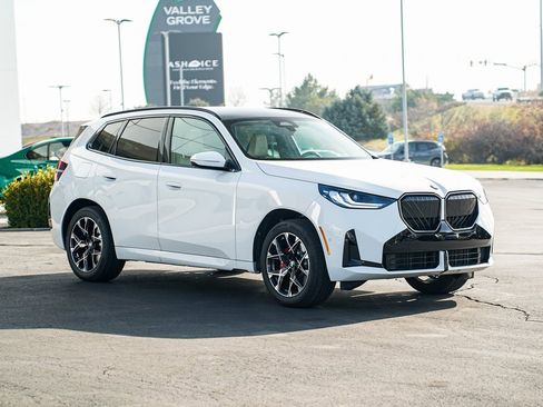 Used 2026 BMW X3 xDrive30 w/ M Sport Package image 3