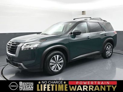 Used 2023 Nissan Pathfinder SL
