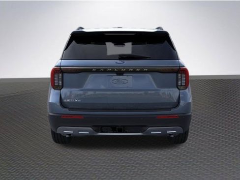 New 2026 Ford Explorer Active w/ Active Comfort Package RWD image 5