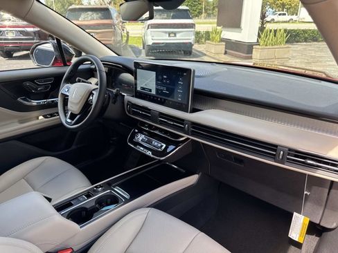 New 2026 Lincoln Corsair Premiere image 20