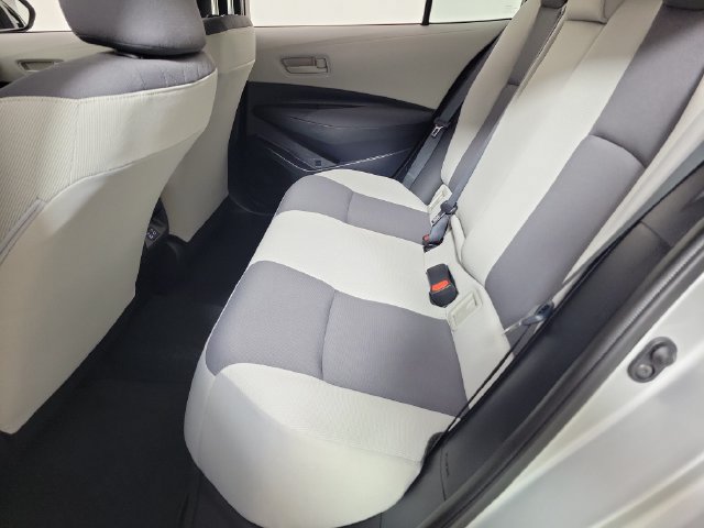 Used 2025 Toyota Corolla LE FWD image 12