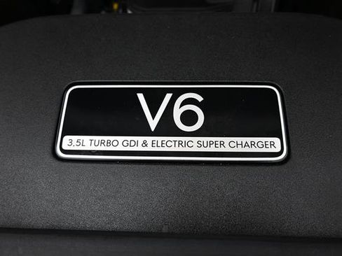 Used 2025 Genesis G90 3.5T AWD/4WD image 25