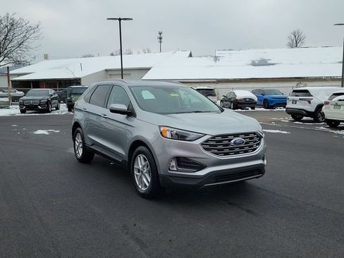 Used 2022 Ford Edge SEL w/ Convenience Package image 11