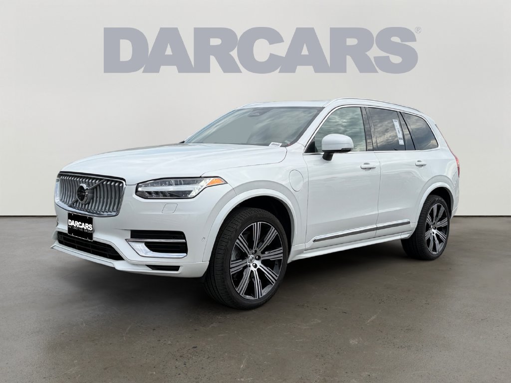 Certified 2025 Volvo XC90 T8 Ultra AWD/4WD image 3