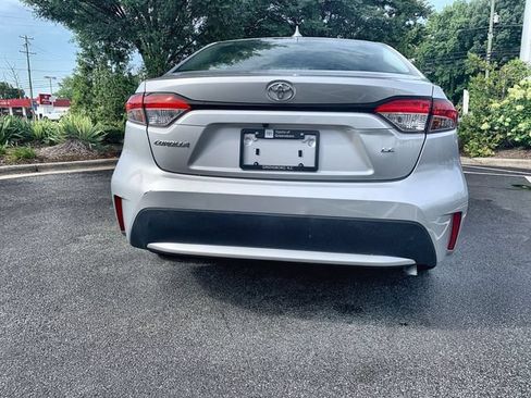 Used 2021 Toyota Corolla LE FWD image 7