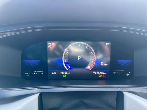 Used 2022 Volkswagen Taos SE image 21