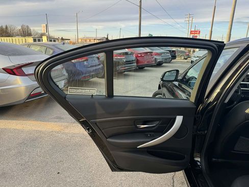 Used 2013 BMW 320i Sedan image 19