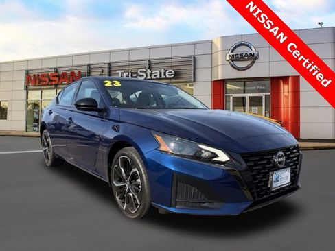 Certified 2023 Nissan Altima 2.5 SR image 1