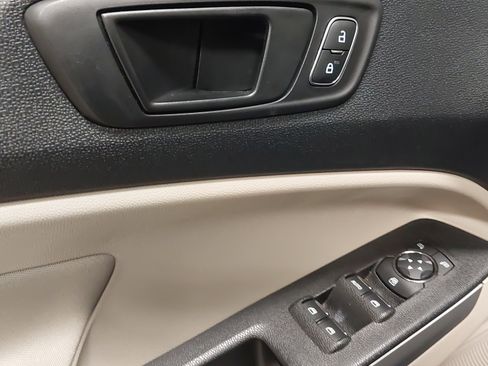 Used 2022 Ford EcoSport S image 25