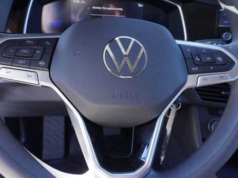 Used 2023 Volkswagen Jetta S image 17