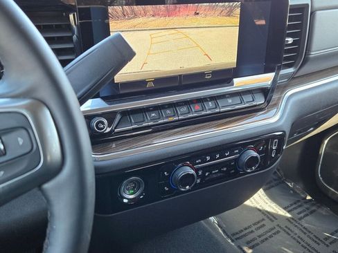 Used 2024 Chevrolet Silverado 1500 LT image 24