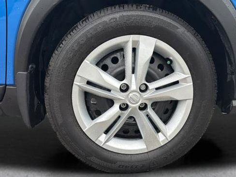 Certified 2025 Nissan Kicks Play S FWD image 25