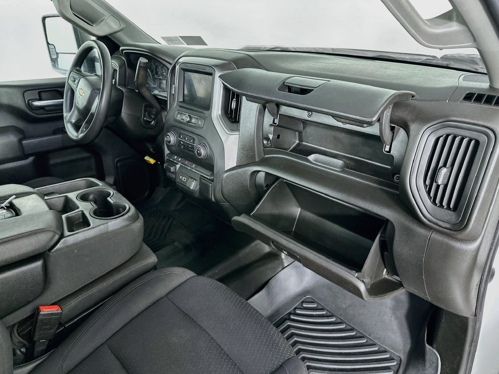 Used 2024 Chevrolet Silverado 3500 W/T AWD/4WD image 31