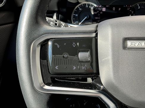 Used 2023 Land Rover Range Rover Evoque S image 18