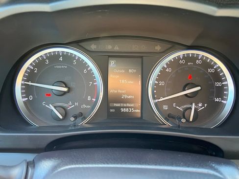 Used 2017 Toyota Highlander XLE AWD/4WD image 23